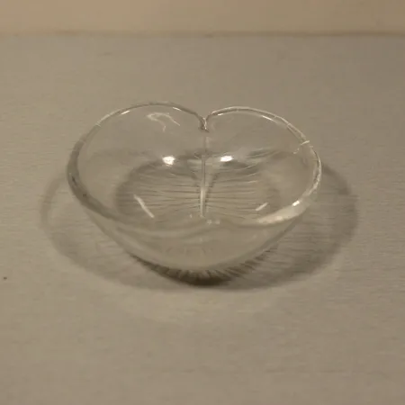 Taidelasi Iittala, Lehti, Tapio Wirkkala, Iittala -55, viivahiottu, korkeus 30mm, Ø 90mm