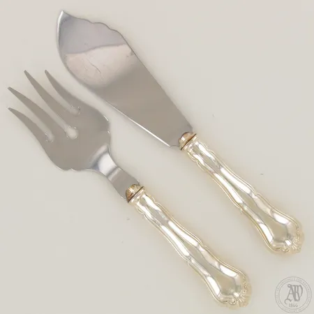 Kakkuhaarukka ja -veitsi, pituus 22cm ja 23cm, Chippendale, 830br, Paino: 166,2 g