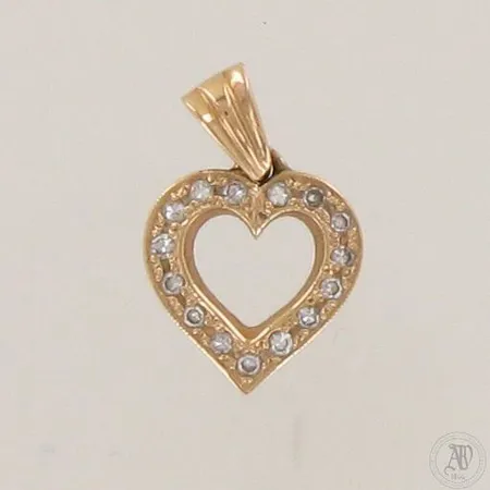 Sydän-riipus timanteilla 15xn.0.005ct, korkeus 18mm, leveys 10mm, 585,  Paino: 1 g
