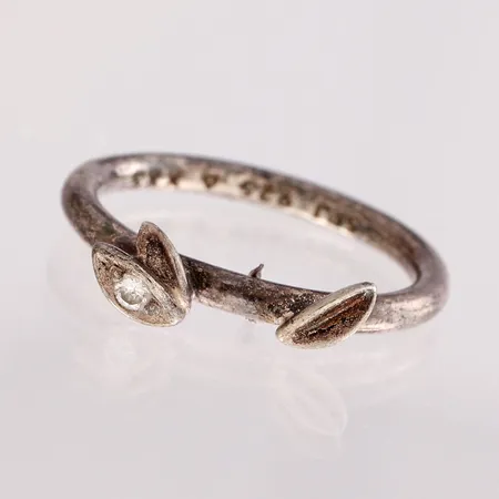 Kivisormus, koko 15½, 925br,  Paino: 1,8 g