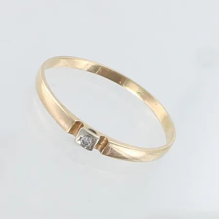 Timanttisormus 1xn.0.01ct, koko 19, 585 kelta- ja valkokulta,  Paino: 1,1 g