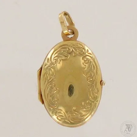 Medaljonki, kaiverrettu ja käytön jälkiä, korkeus 20mm, 585,  Paino: 1,3 g