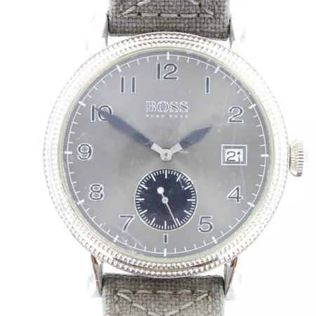 Teräsrannekello Hugo Boss, quartz, HB 357.1 14 3226, lasissa naarmuja, käytön jälkiä, rannekkeen pituus 160-220mm, 
