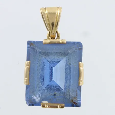 Kiviriipus, korkeus 24mm, 585br,  Paino: 3,8 g