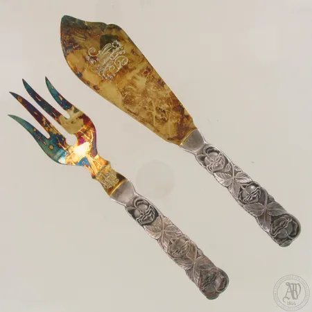 Kakkuottimet, kaiverrettu ja käytön jälkiä, pituudet 205-230mm, 813,  Paino: 118 g