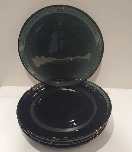 Neljä lautasta Iittala, kastehelmi, tummanharmaa, Ø 248mm