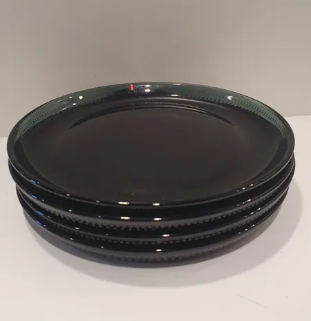Neljä lautasta Iittala, kastehelmi, tummanharmaa, Ø 248mm