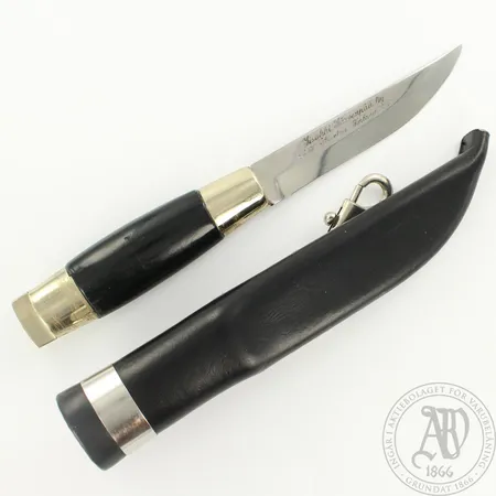 Puukko nahkatupessa, Iisakki Järvenpää Oy, Made in Finland, pieniä käytön jälkiä