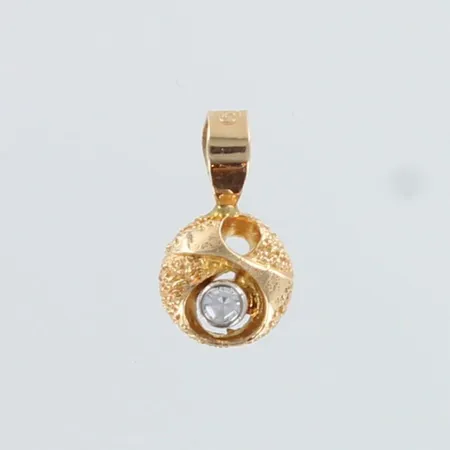 Timanttiriipus 1xn0.005ct, korkeus 9,4mm, 585 kelta- ja valkokulta, Paino: 0,3 g