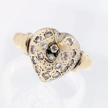 Timanttisormus 18xn.0.02ct, koko 14½, 585 valkokulta, Paino: 3 g