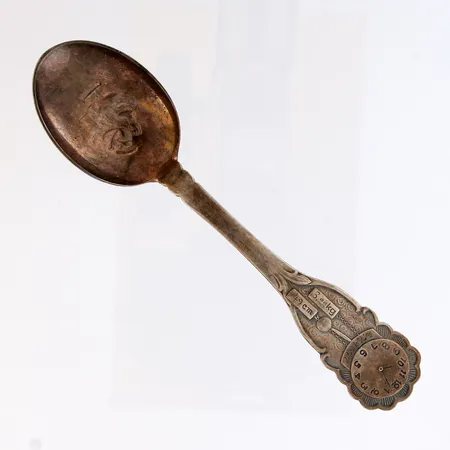 Kummilusikka, kaiverrettu, pituus 140mm, 830, Paino: 29,1 g