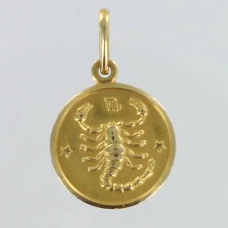 Skorpioni-riipus, korkeus 19mm, 750,  Paino: 1,5 g