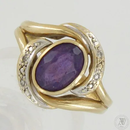 Kivisormus timanteilla 4xn.0.005ct, kivessä kulumaa, koko 17, 585br,  Paino: 3,6 g