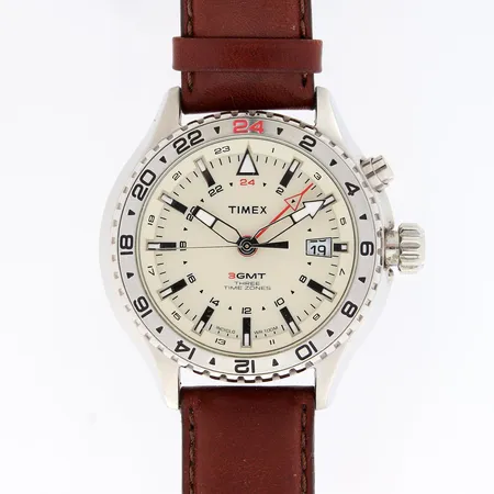 Teräsrannekello, Timex, Intelligent Quartz 3-GMT, quartz, rungon Ø 47mm, nahkaranneke, laatikko 