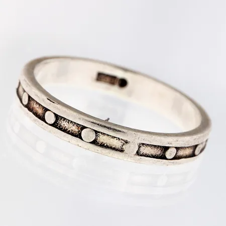 Sormus, Kalevala Koru, Räisälän sormus, koko 15¾, 925,  Paino: 1,8 g