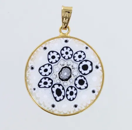 Muoviriipus, korkeus 34mm, kullattu 925br,  Paino: 3,8 g