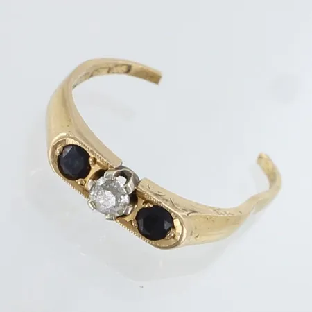 Viallinen timanttisormus 1xn.0.10ct, 750br, kelta- ja valkokulta, Paino: 2,9 g