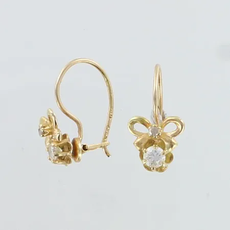 Timanttikorvakorut 2xn.0.005ct ja 2xn0.06ct, korkeus 15mm, 585,  Paino: 1,2 g