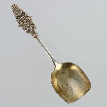 Sokerilusikka, pituus 113mm, 813h,  Paino: 16,4 g