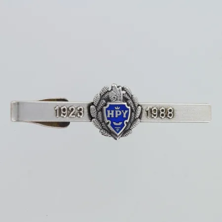 Kravatinpidin emalilla, pituus 61mm, 1923 HPY 1988, 925br,  Paino: 9,3 g