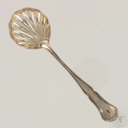 Sokerilusikka, Chippendale, kaiverrettu, pituus 116mm, 830,  Paino: 14,7 g