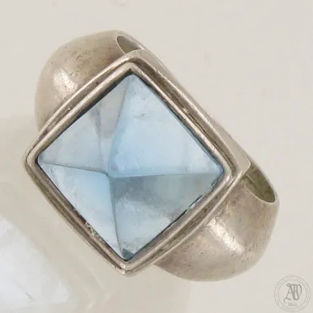 Kivisormus, käytön jälkiä, koko 16½, 925br,  Paino: 7,9 g