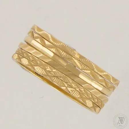 Kuusiosainen sormus, koko 16½, 585,  Paino: 3,9 g