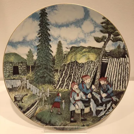 Taidelautanen Arabia, Andreas Alariesto, 1982, Ø 30cm
