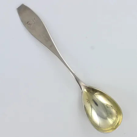 Sokerilusikka, Matta, kaiverrettu, pituus 135mm, 813h,  Paino: 15 g