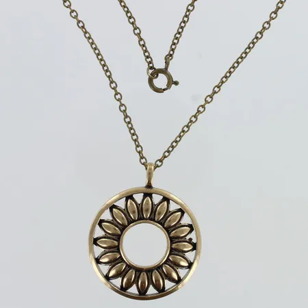 Kaulakoru, Kalevala Koru, Karuselli, riipuksen korkeus 38mm, ketjun pituus 45-50cm, pronssia