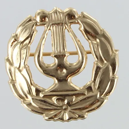 Lyyra-rintaneula, korkeus 16mm, 585,  Paino: 0,4 g