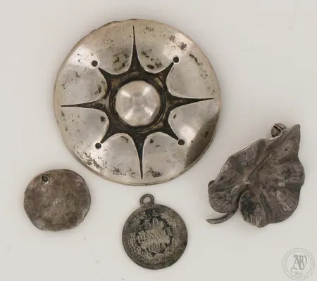 Viallisia hopeakoruja, 800-925,  Paino: 23,9 g