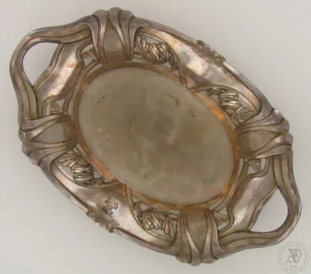 Hopeavati, kaiverrettu, mitat 32x20,5x3,5cm, 833,  Paino: 311,9 g