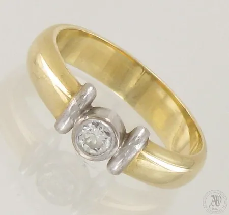 Timanttisormus 1xn.0.15ct, koko 18, 585 kelta- ja valkokulta,  Paino: 4,9 g