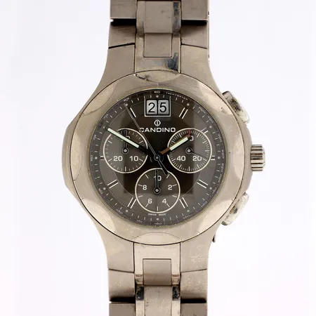 Titaanirannekello, Candino, rungon Ø 41mm, quartz: paristo loppunut, ref. C4274, rungossa ja rannekkeessa normaaleja käytön jälkiä, rannekkeen pituus 195mm, 