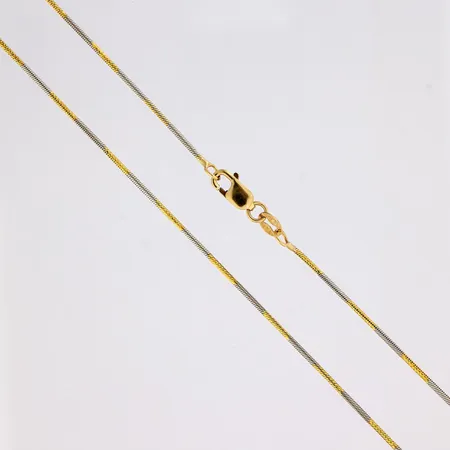 Kaulaketju, pituus 40,5cm, 585 kelta- ja valkokulta,  Paino: 2,8 g