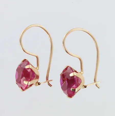 Kivikorvakorut, korkeus 15mm, 585br,  Paino: 1,8 g