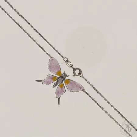 Kaulakoru emaloinnilla, ketjun pituus 40,5cm, riipuksen korkeus 20mm, 925br,  Paino: 5,8 g