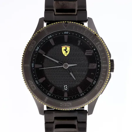 Teräsrannekello, Scuderia Ferrari, quartz, rungon Ø 49mm, ref. sf.16.1.34.0091, rannekkeen pituus 180mm, laatikko