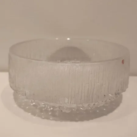 Lasikulho, Ultima Thule, design Tapio Wirkkala, Ø29cm, korkeus 85mm, kirkas