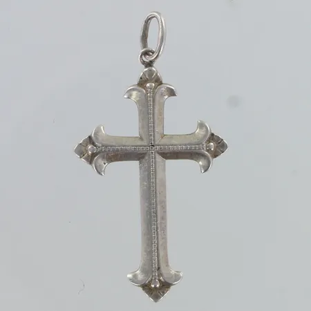 Risti-riipus, kaiverrettu, korkeus 38mm, 800h,  Paino: 2,2 g