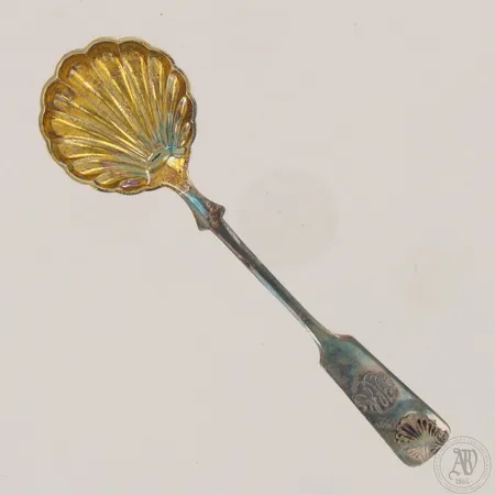 Sokerilusikka, Musla, kaiverrettu, pituus 148mm, 830,  Paino: 22,4 g