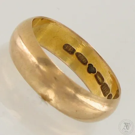 Sileä sormus, käytön jälkiä, koko 19, vuodelta 1913, 750,  Paino: 5,7 g