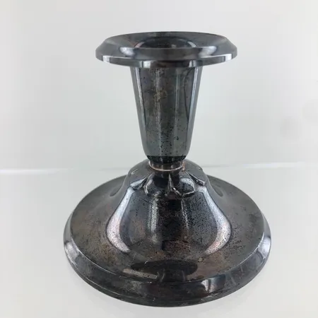Kynttilänjalka, kaiverrettu, korkeus 70mm, 830br,  Paino: 126 g