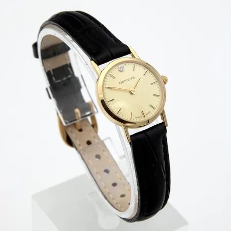 Kultarannekello, Geneve, quartz: paristo loppunut, Ø 21mm, kaiverrettu, nahkaranneke, 585br
