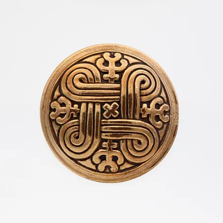 Rintakoru, Kalevala Koru, Hannun vaakuna, Ø 52mm, pronssia