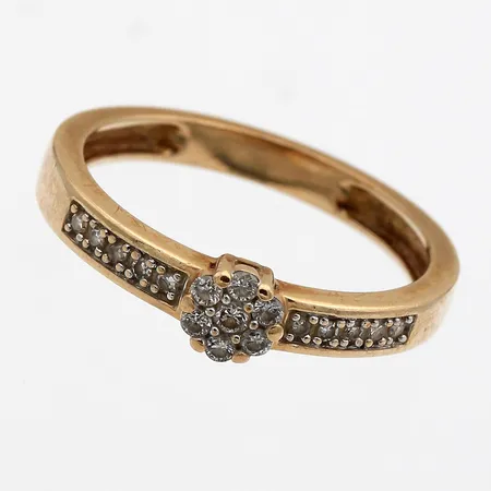 Timanttisormus 1xn.0.02ct 6xn.0.01ct 10xn.0.005ct, koko 17, Kultajousi Oy, 585,  Paino: 2,3 g