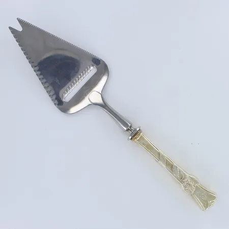 Hopeinen juustohöylä, kaiverrettu, pituus 221mm, 830br, 
