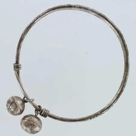 Rannerengas maskoteilla, käytän jälkiä, Ø62mm, 800h,  Paino: 15,2 g