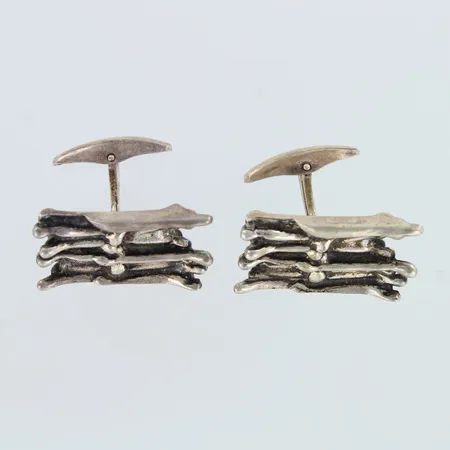 Kalvosinnapit, mitat 28x16mm, P.Sarpaneva, 830br,  Paino: 14,4 g
